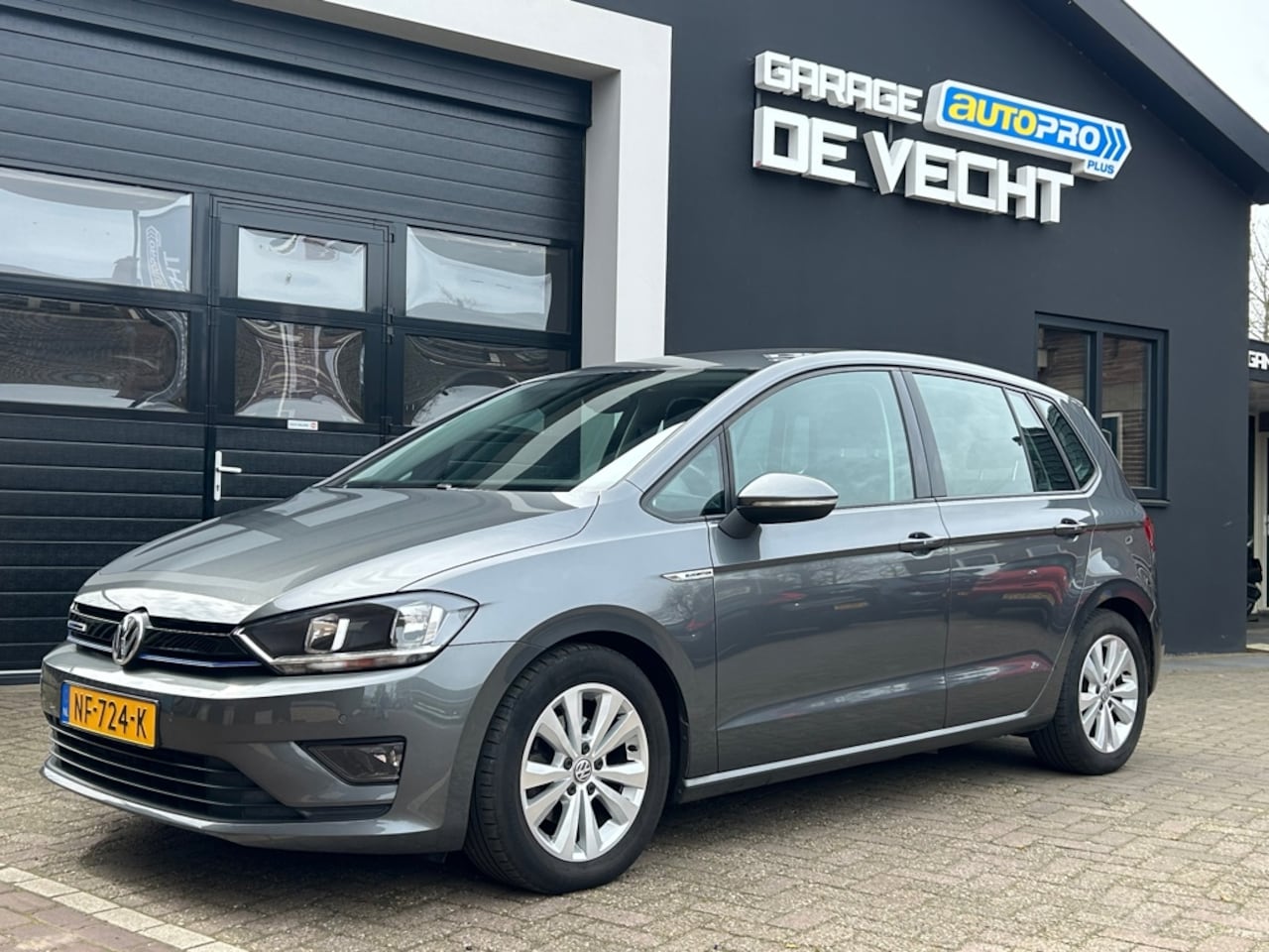 Volkswagen Golf Sportsvan - 1.0 TSI Comfortline Navi/Camera/Carplay - AutoWereld.nl