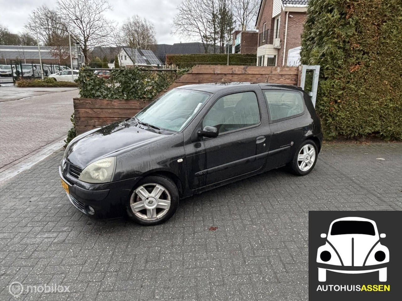 Renault Clio - 1.2-16V Authentique Basis 1.2-16V Authentique Basis,Nieuwe APK - AutoWereld.nl
