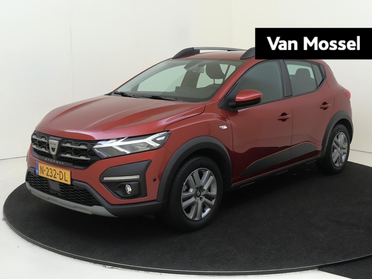 Dacia Sandero Stepway - 1.0 TCe 100 Bi-Fuel Comfort | airco automatisch | Apple Carplay/Android | Autonomous Emerg - AutoWereld.nl