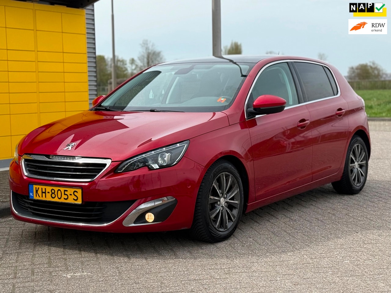 Peugeot 308 - 1.2 E-VTI Volle Automaat Bj 2016 Xenon Panoramadak Vol optie - AutoWereld.nl