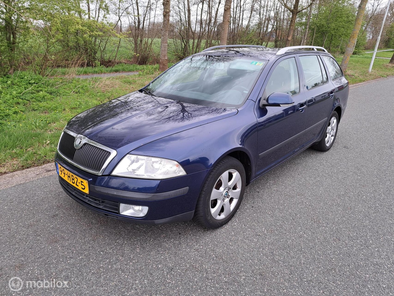 Skoda Octavia Combi - 1.6 FSI Tour 1.6 FSI Tour - AutoWereld.nl