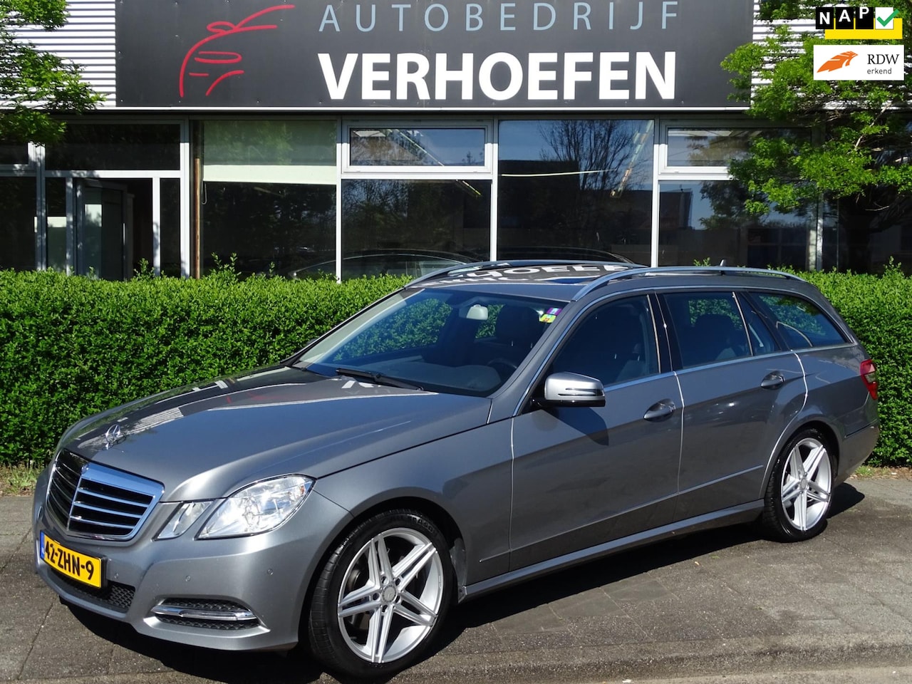 Mercedes-Benz E-klasse Estate - 300 CDI BlueTEC HYBRID Premium Edition - PANORAMADAK - STOEL VERW - LEDER - NAVI - CRUISE - AutoWereld.nl