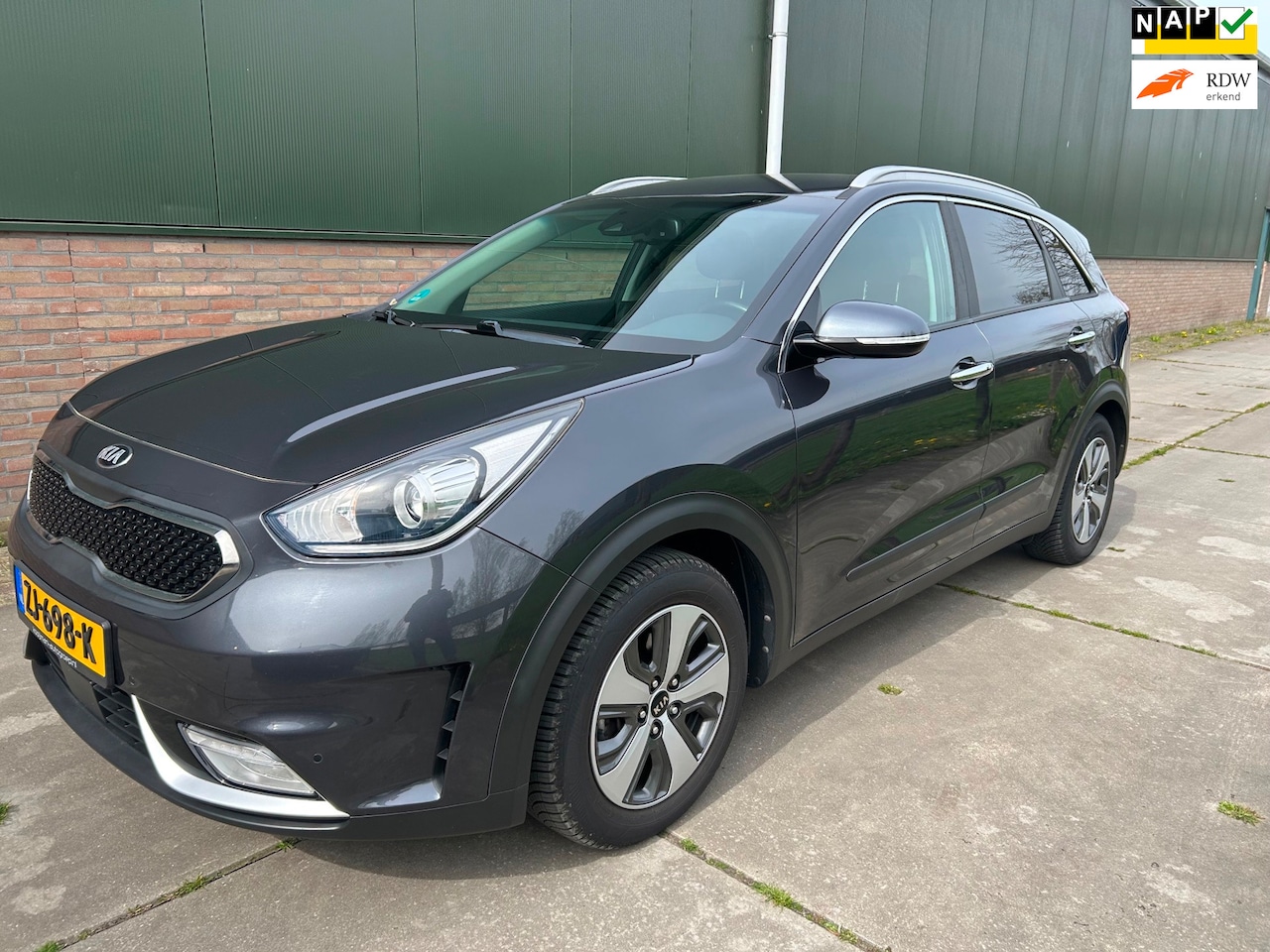Kia Niro - 1.6 GDi Hybrid DynamicPlusLine leer carplay luxe uitvoering NAP - AutoWereld.nl