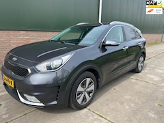 Kia Niro - 1.6 GDi Hybrid DynamicPlusLine leer carplay luxe uitvoering NAP