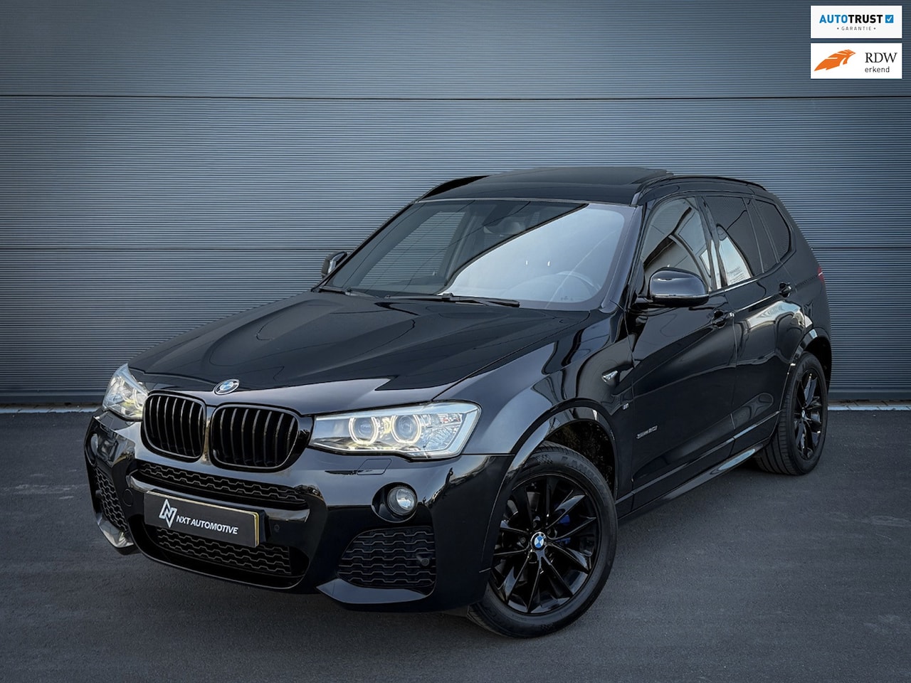 BMW X3 - BMW X3 sDrive20i High Executive M Sport Edition, Pano, Stoelverwarming, Sportstoelen, Lede - AutoWereld.nl