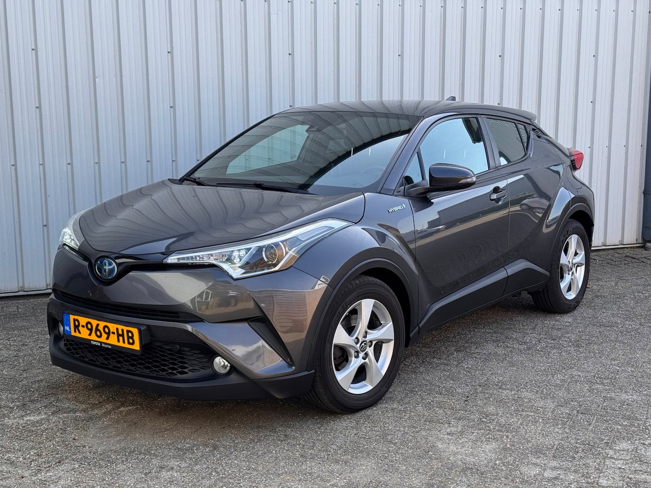 Toyota C-HR - 1.8 Hybrid Active Clima / Cruise / Camera / 2019! - AutoWereld.nl