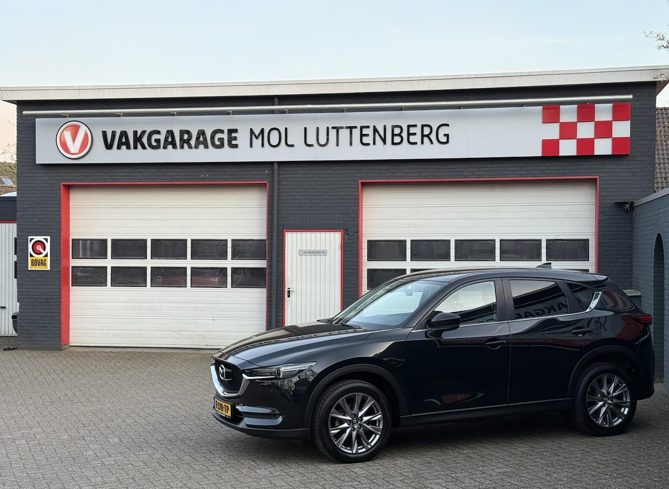 Mazda CX-5 - 2.5 SKYACTIV-G 194pk 2WD Aut Luxury, TREKHAAK, STOELVERW. STUURVERW. 360CAM. HEADUP, ETC, - AutoWereld.nl