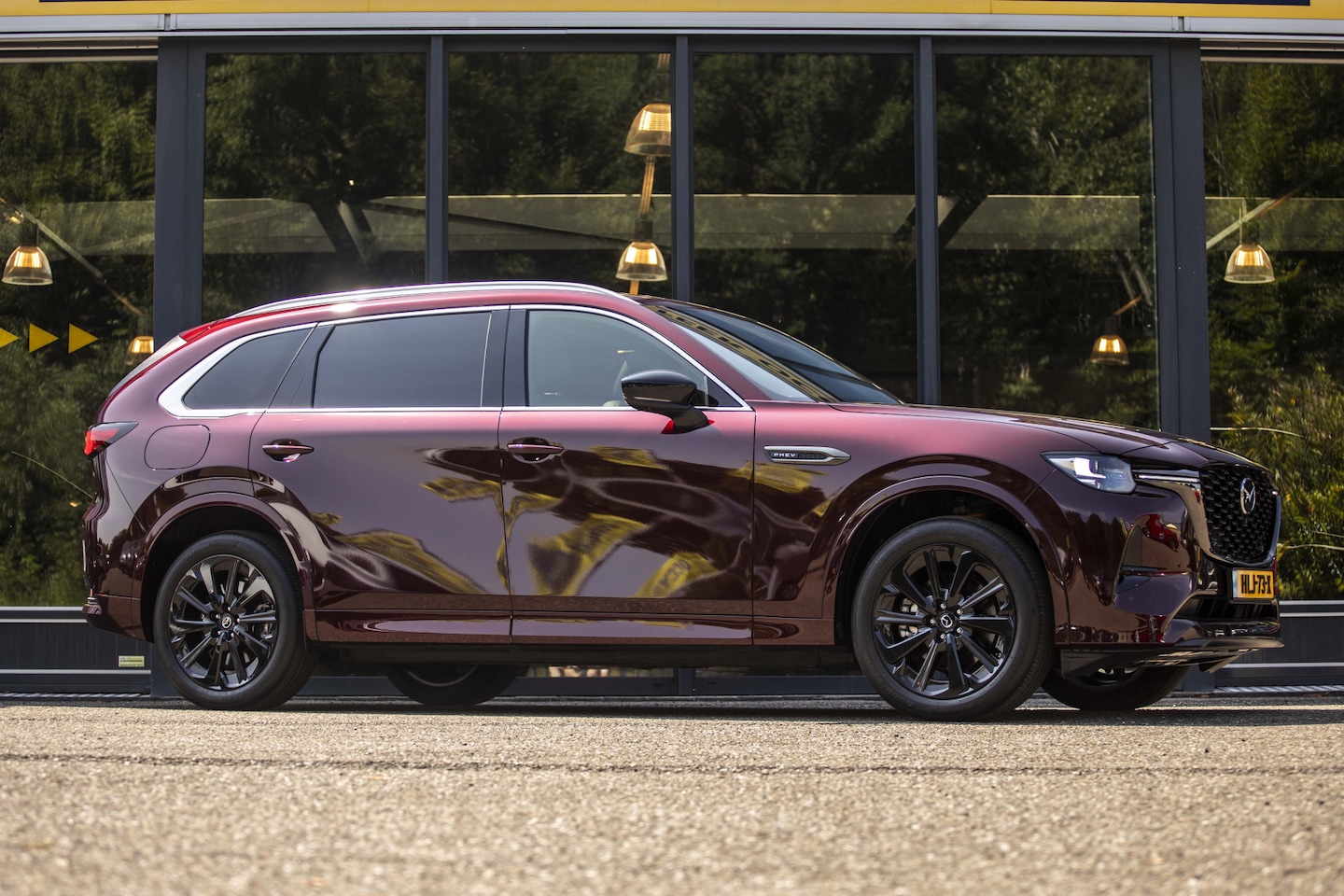 Mazda CX-80 - 2.5 e-SkyActiv PHEV Takumi Plus 7P - AutoWereld.nl