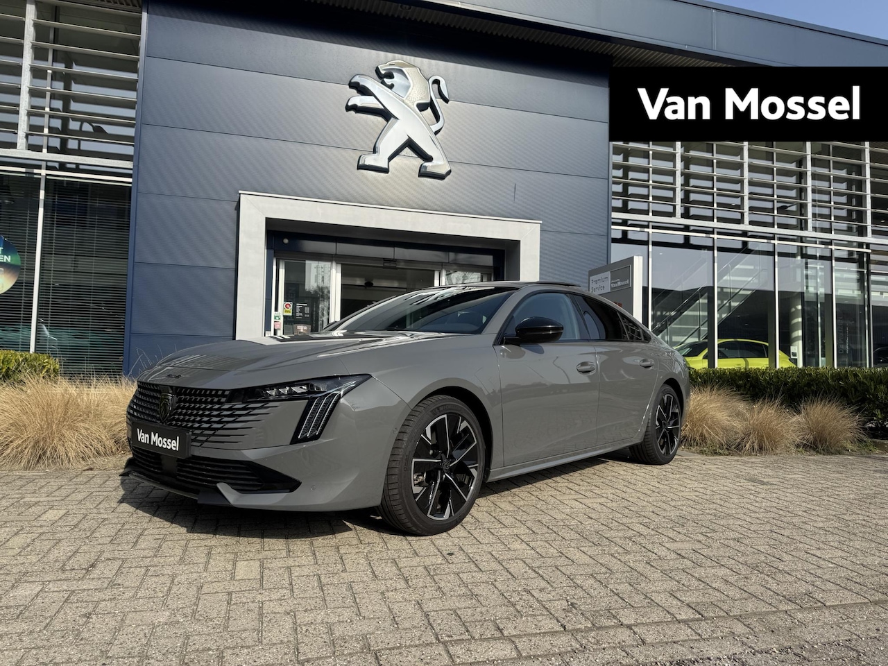 Peugeot 508 - 1.6 HYbrid 180 e-EAT8 Allure Avantage l Panoramadak l Focal Audio l Trekhaak - AutoWereld.nl