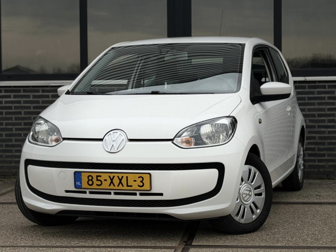 Volkswagen Up! - 1.0 move up! BlueM. - AutoWereld.nl
