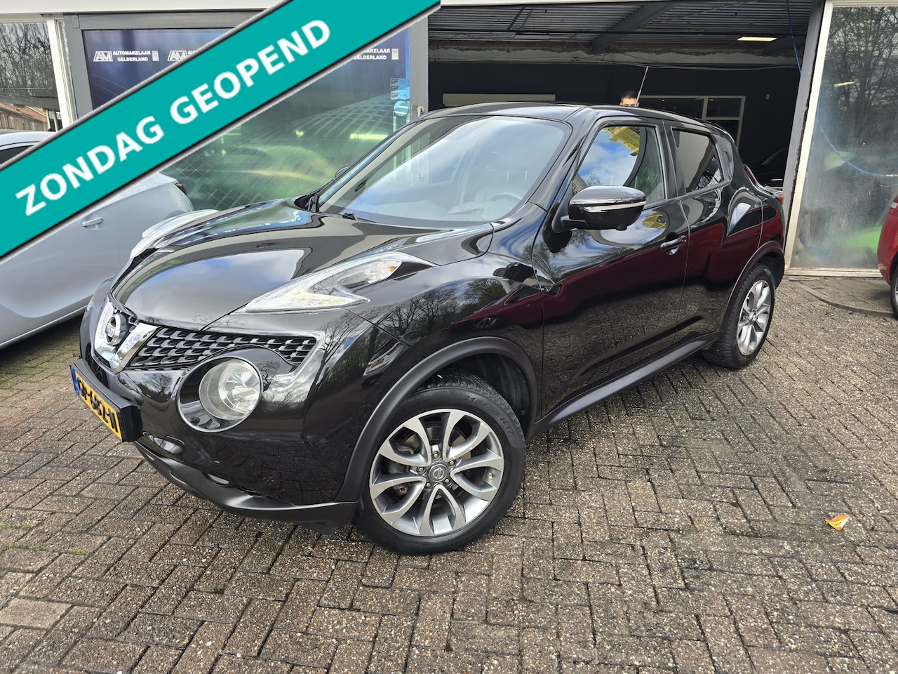 Nissan Juke - 1.5 dCi S/S Tekna | 2E EIGENAAR | 12MND GARANTIE | LEDER | PANO DAK | TREKHAAK | - AutoWereld.nl
