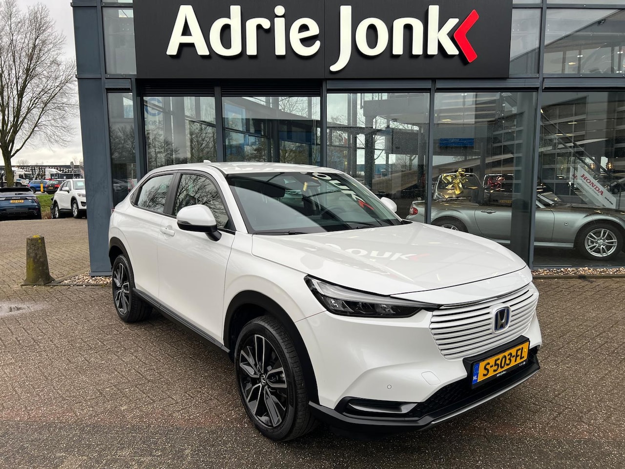 Honda HR-V - 1.5 e:HEV Elegance AUTOMAAT | TREKHAAK | HYBRIDE | A.CAMERA | PARKEERSENSOREN V+A | STOELV - AutoWereld.nl