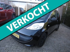 Peugeot 107 - 1.0-12V XR