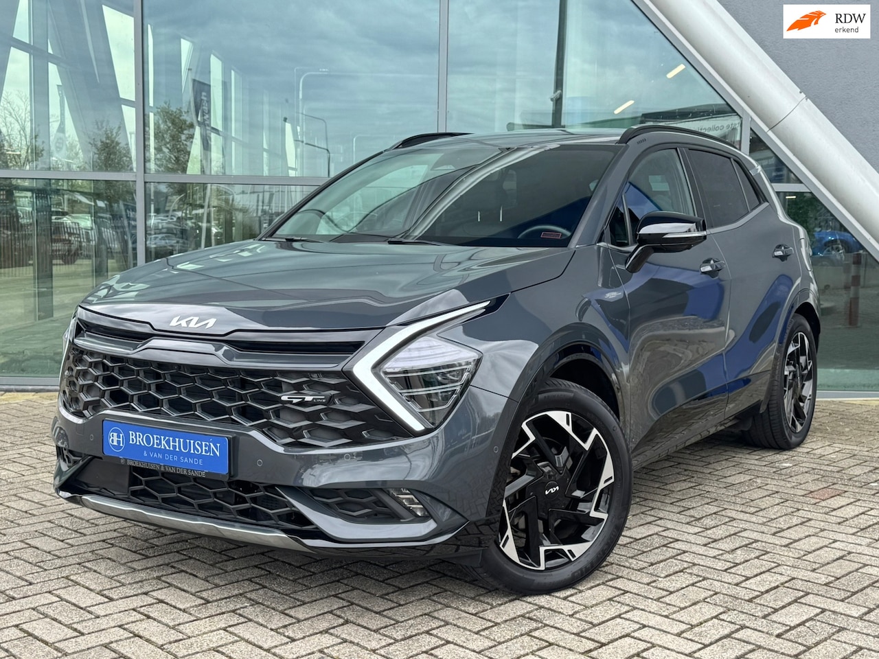 Kia Sportage - 1.6 T-GDi Plug-in Hybrid AWD GT-Line 265pk Stoelventilatie / 360 Camera / Harmon Kardon - AutoWereld.nl