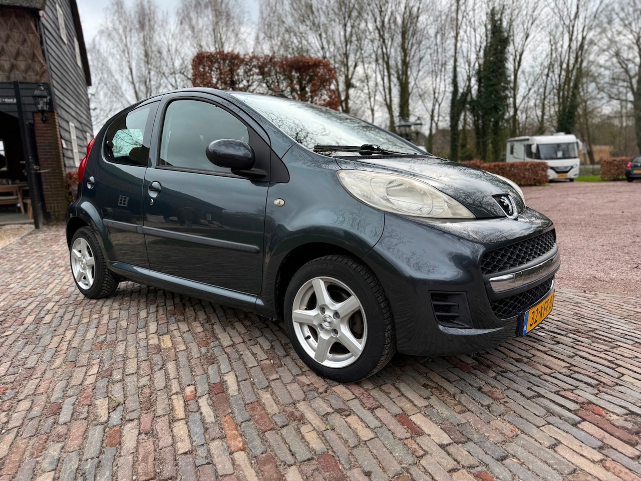 Peugeot 107 - 1.0-12V Sublime - 5drs- Airco- Elek.pakket- LM Wielen- NAP- Leuke auto - AutoWereld.nl