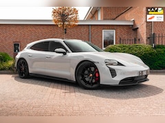 Porsche Taycan Sport Turismo - | Krijt grijs | Pano | Sport design | Luchtvering | 21'' GTS