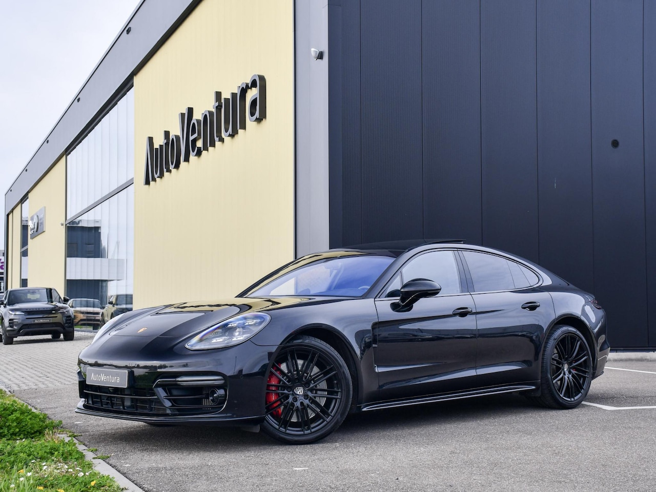 Porsche Panamera - 4.0 Turbo l Soft-Close l Sportuitlaat l Stoelmassage l Sport Chrono l Matrix LED l Carbon - AutoWereld.nl