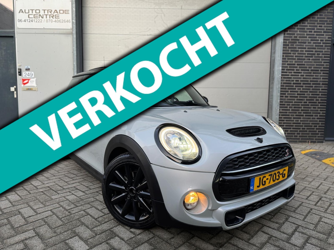 MINI Cooper S - Mini 2.0 [AUT | Pano | Stoelverwarming | Xenon | Volledig onderhouden] - AutoWereld.nl