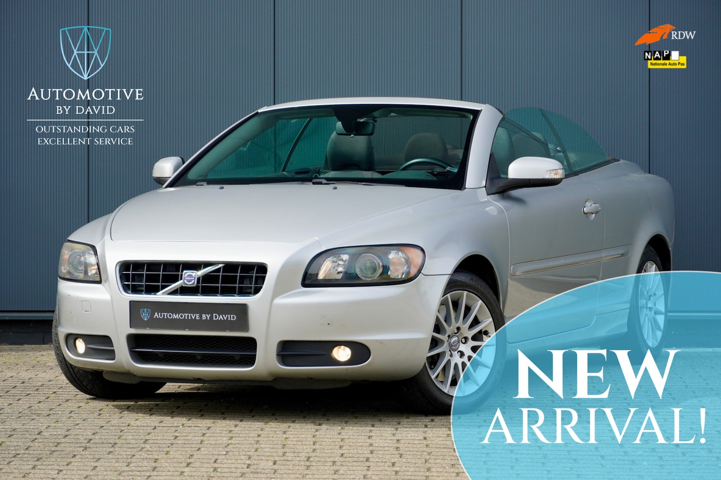 Volvo C70 Convertible - 2.4i 170 pk 5-CILINDER KINETIC / AIRCO / NAP / NIEUWE APK + ONDERHOUDSBEURT / ISOFIX / 2E - AutoWereld.nl