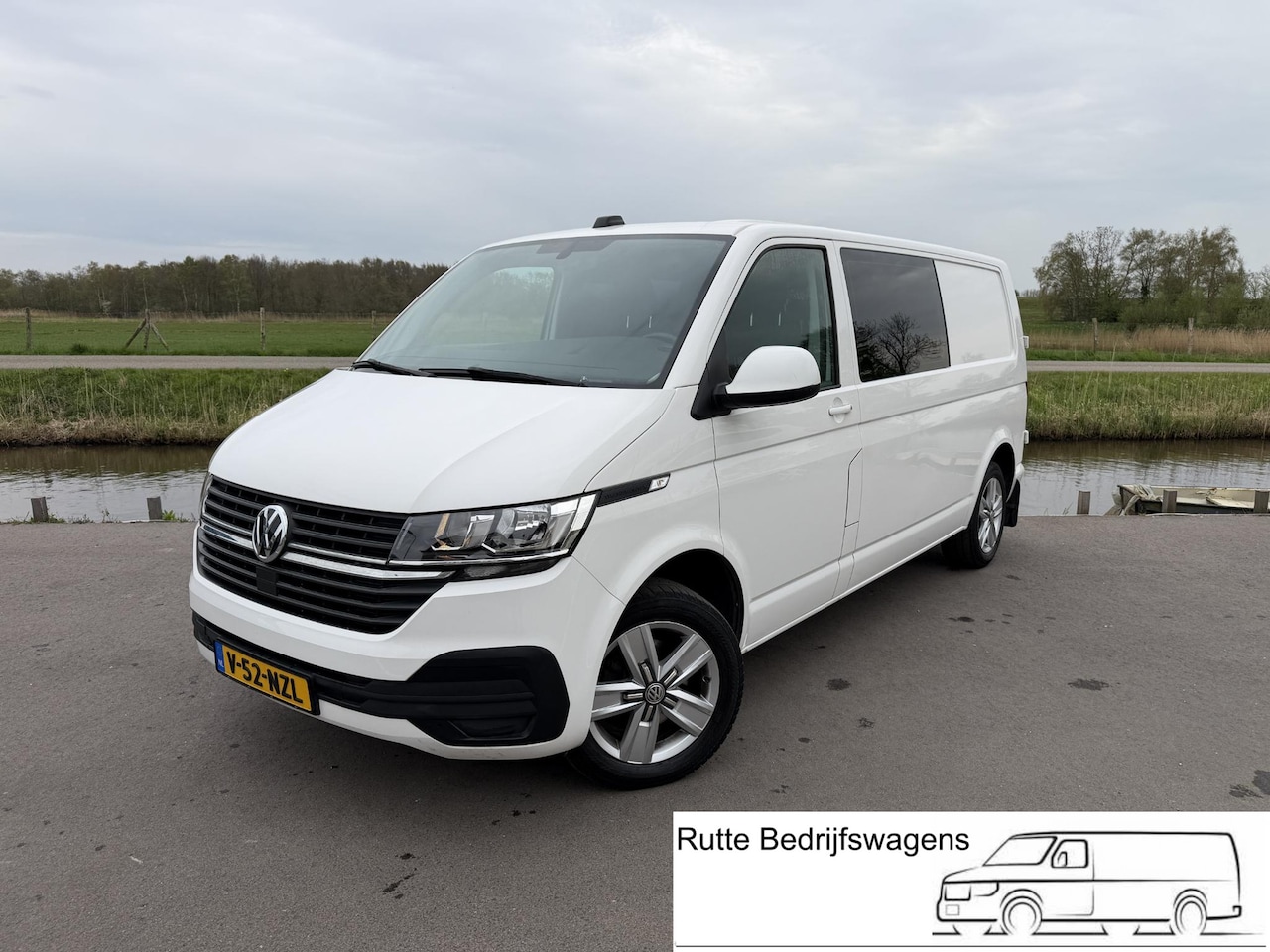 Volkswagen Transporter - 2.0 TDI L2H1 30 DC 2.0 TDI L2H1 30 DC - AutoWereld.nl