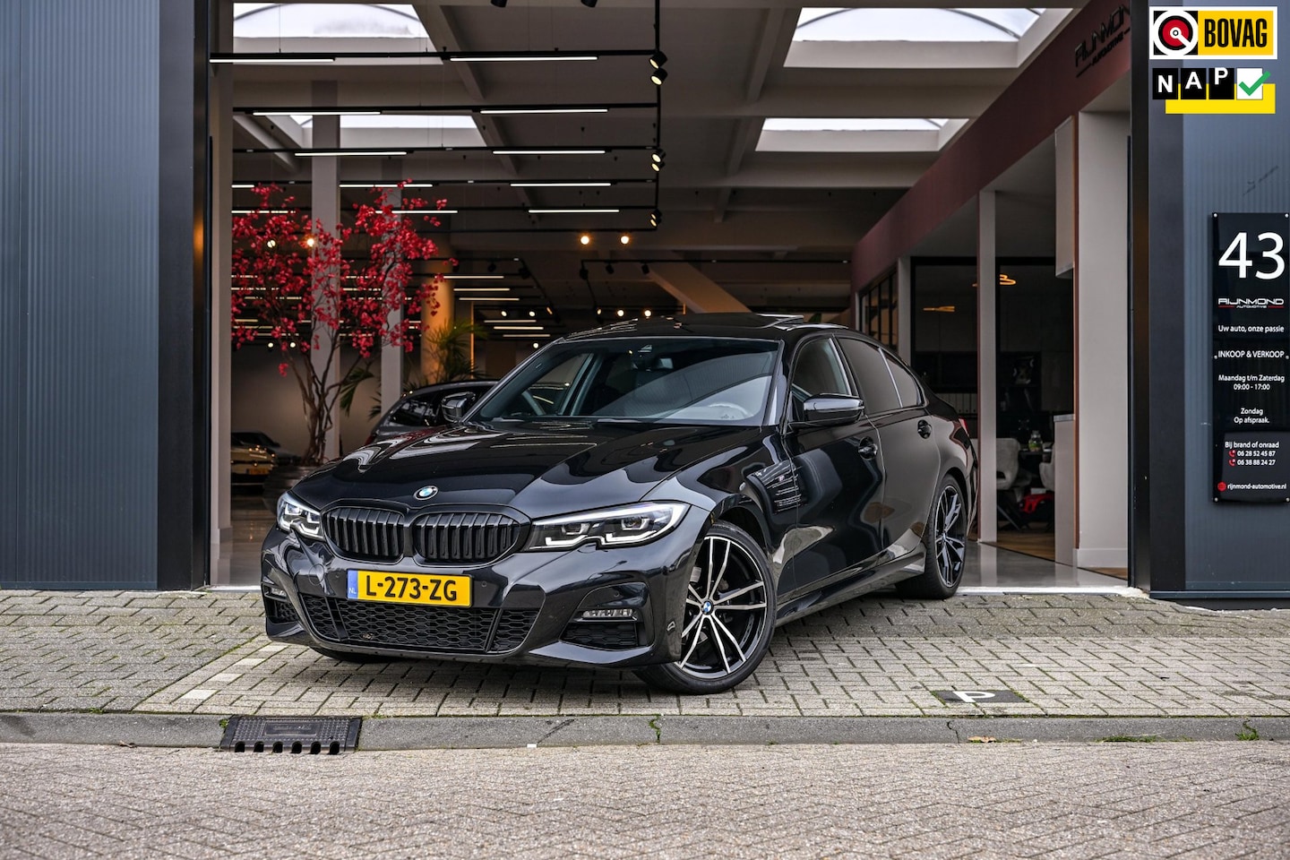 BMW 3-serie - 318i Business Edition M-Pakket|Pano|Camera|Carplay| - AutoWereld.nl