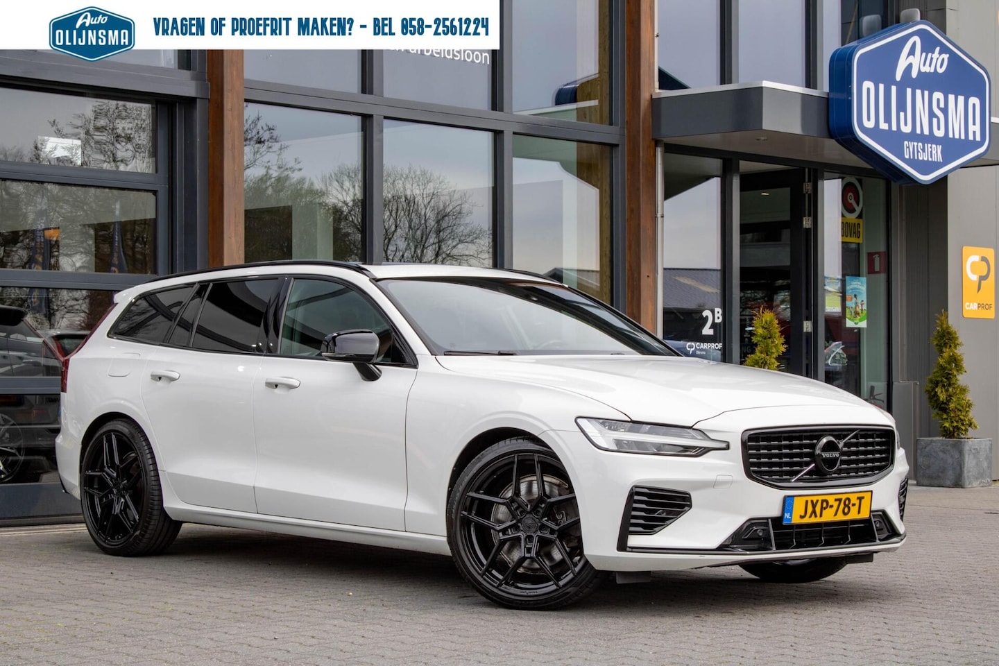 Volvo V60 - 2.0 T8 AWD R-Design|Trekhaak|Leder|Memory - AutoWereld.nl