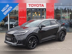 Toyota C-HR - HYBRID 140 BLACK EDITION NIEUW&DIRECT LEVERBAAR JBL-AUDIO EL-STOEL+MEMORY 19"LMV BLIND-SPO