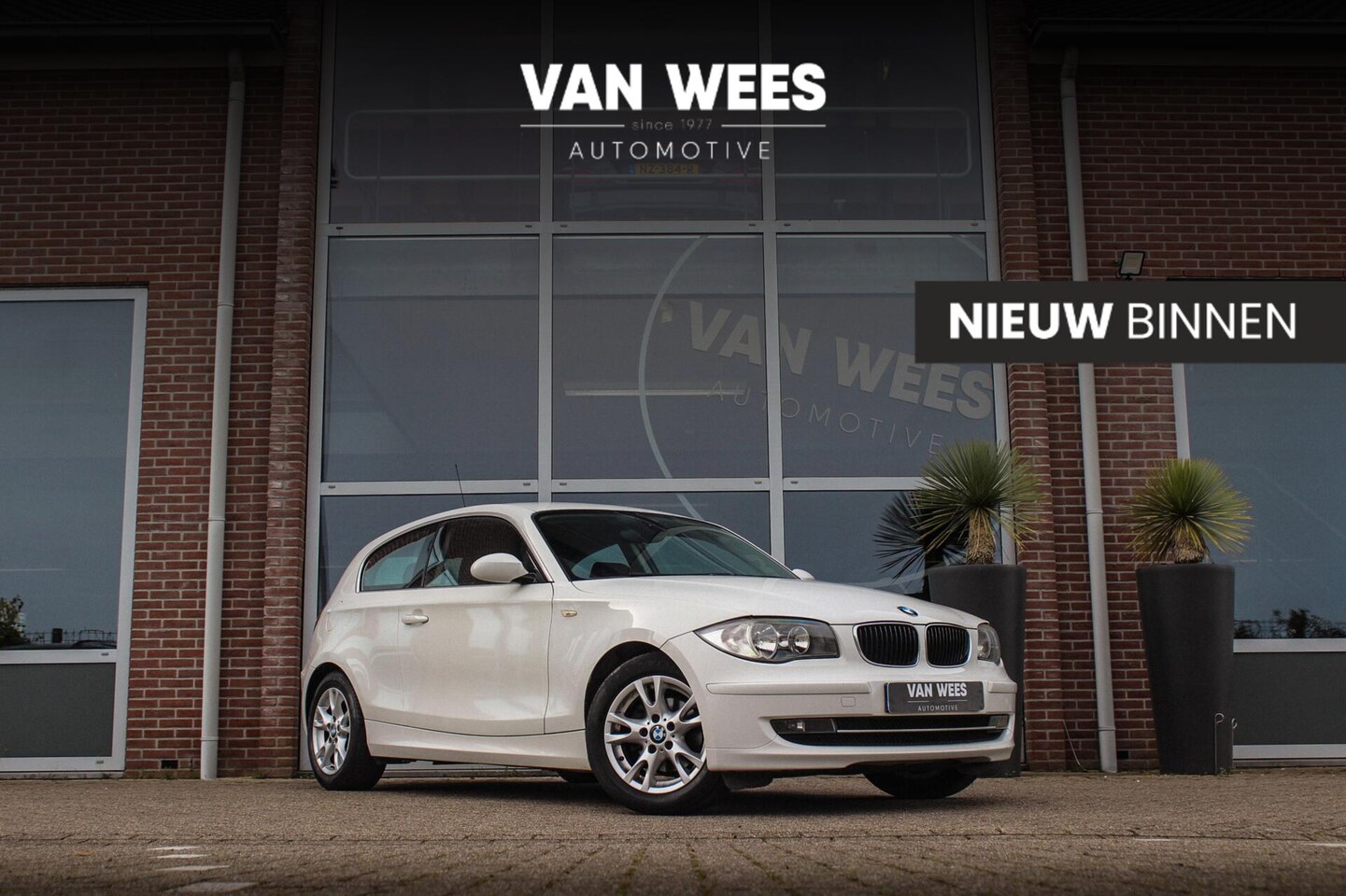 BMW 1-serie - 116i Business Line | Facelift | Origineel Nederlands | Sportstoelen | Chrome Line | Regens - AutoWereld.nl