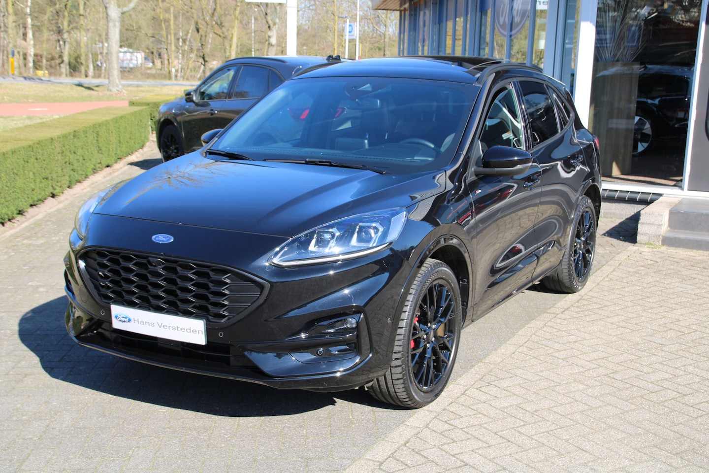 Ford Kuga - 2.5 PHEV 225 PK ST-Line X PANORAMADAK | BLACK PACK | WINTER- PACK | - AutoWereld.nl