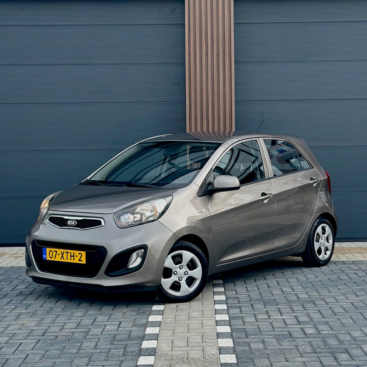 Kia Picanto - 1.2 CVVT ISG Comfort Pack - AutoWereld.nl