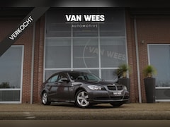 BMW 3-serie - 318i E90 Business Line | Automaat | Stoelverwarming | Climate control | PDC | Boordcompute