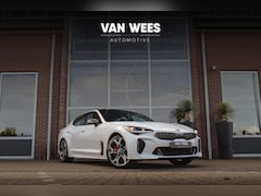 Kia Stinger - 3.3 V6 T-GDI AWD GT | 2e eigenaar | 6 cilinder | 370 pk | Dakraam | H&K | Camera | Head-up