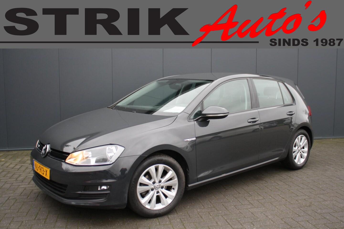 Volkswagen Golf - 1.0 TSI Comfortline - RIJKLAAR - NAVIGATIE - CLIMATE CONTROL - TREKHAAK - 2e EIGENAAR - 5- - AutoWereld.nl