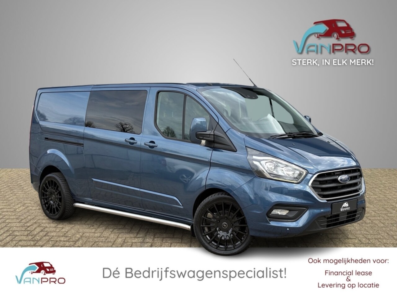 Ford Transit Custom - 2.0 TDCi 130PK Dubbel Cabine L2 / Airco / Dubbele Schuifdeur / Trekhaak / Cruise - AutoWereld.nl