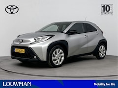 Toyota Aygo X - 1.0 VVT-i MT first | Stoelverwarming | Parkeercamera | Apple Carplay / Android Auto |