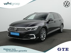 Volkswagen Passat Variant - 1.4 TSI PHEV 218 pk GTE | IQ Light | Achteruitrijcamera | Elektrische achterklep | Stuur-/