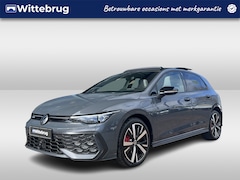 Volkswagen Golf - 1.5 eHybrid 272PK DSG GTE / Panoramadak / lederen bekleding / Black style / Elec.Trekhaak