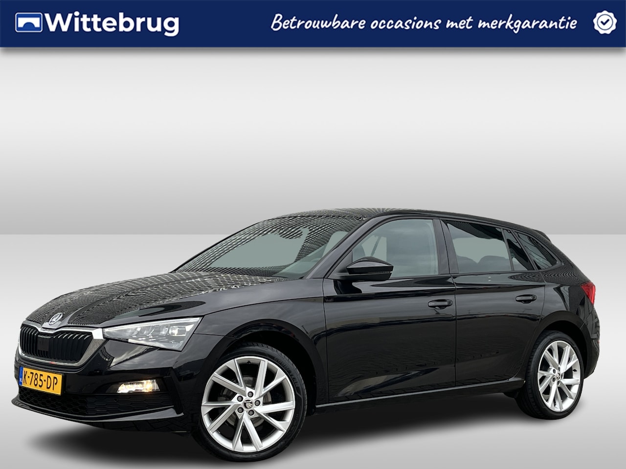 Skoda Scala - 1.0 TSI Sport Business / Pano / Climate controle / Parkeersensoren achter / Lichtmetaal 18 - AutoWereld.nl