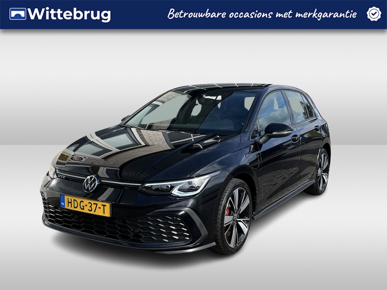 Volkswagen Golf - 1.4 eHybrid GTE / AUTOMAAT/ CRUISE/ DIGITAL DASH/ NAVI/ APP-CONNECT/ PARK. SENSOREN V&A/ C - AutoWereld.nl