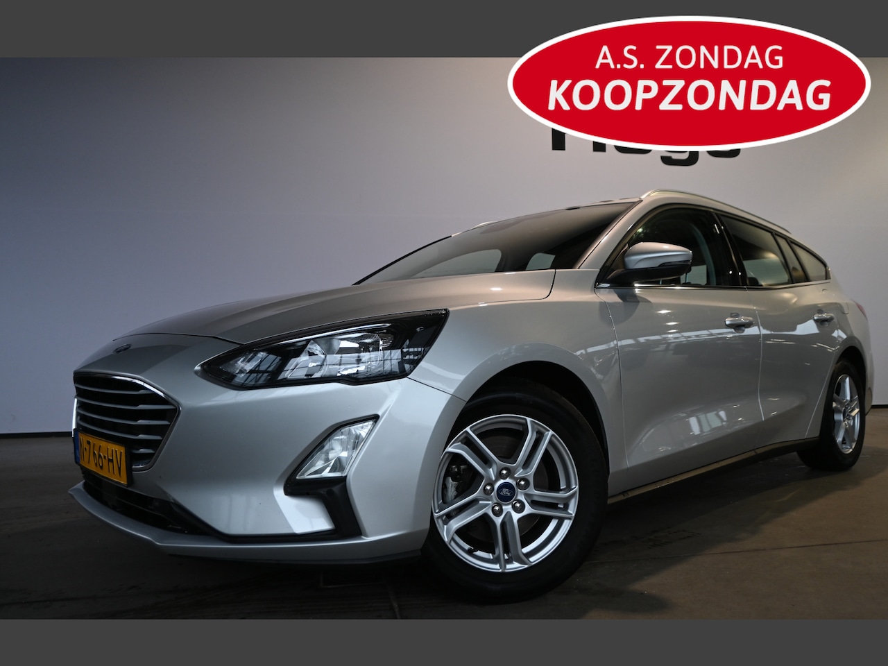 Ford Focus Wagon - 1.0 EcoBoost Hybrid Trend Edition Business Clima Navigatie Carplay Inruil Mogelijk! - AutoWereld.nl