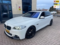BMW 5-serie Touring - 520i M Sport Edition-PANO-NAV-PDC