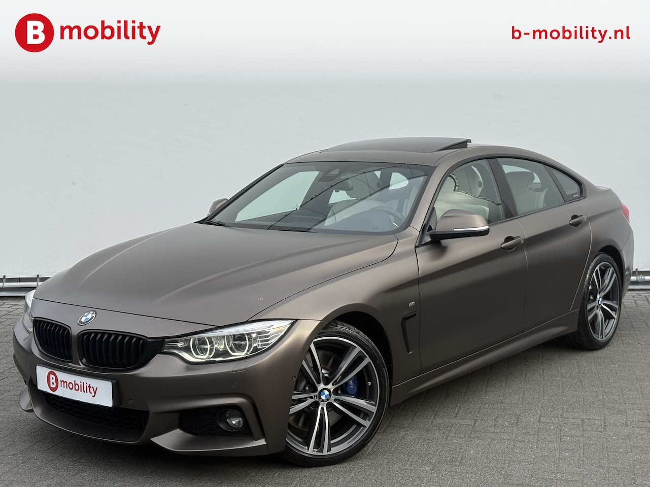 BMW 4-serie Gran Coupé - 435i High Executive M-Sport 'frozen-bronze' NL Auto! | Schuif/Kanteldak | Head-Up Display - AutoWereld.nl