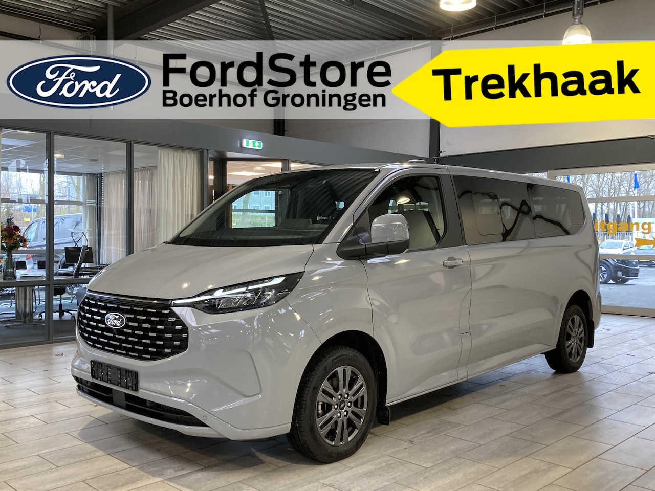 Ford Model T - Custom Titanium X 340 2.5 PHEV 233 pk L2 9 persoons | Elek. Trekhaak | Winter Pack | Camer - AutoWereld.nl