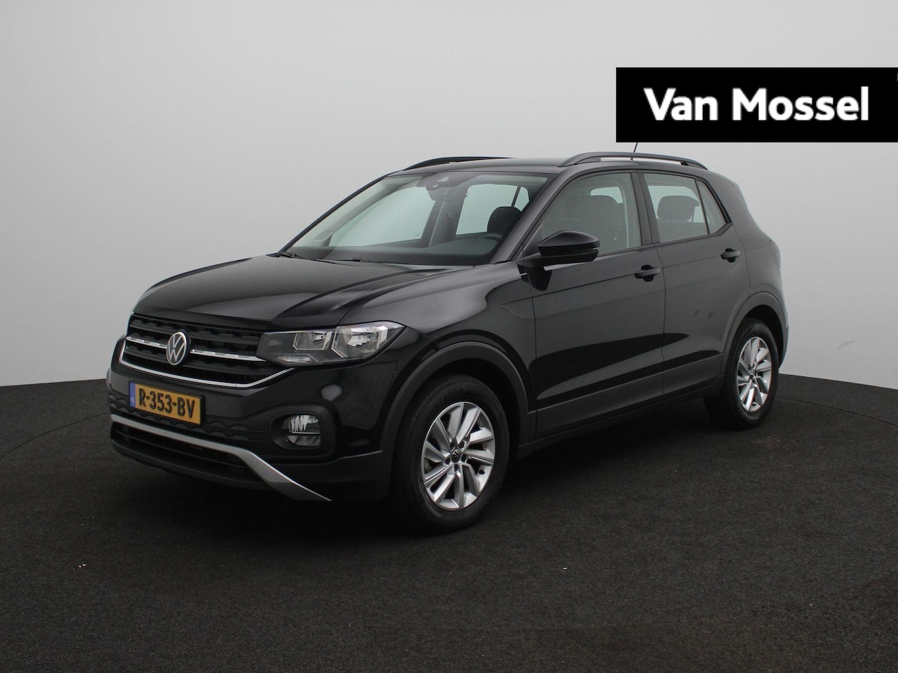 Volkswagen T-Cross - 1.0 TSI Life | Adaptive cruise control | Achteruitrijcamera | Apple Carplay/Android Auto | - AutoWereld.nl