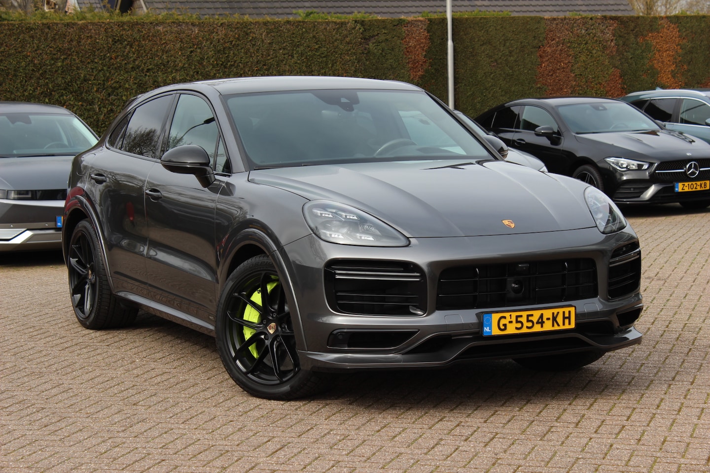 Porsche Cayenne Coupé - 4.0 Turbo S E-Hybrid / TechArt / Trekhaak / Panoramadak / 360Camera / Head-up / Achterasbe - AutoWereld.nl