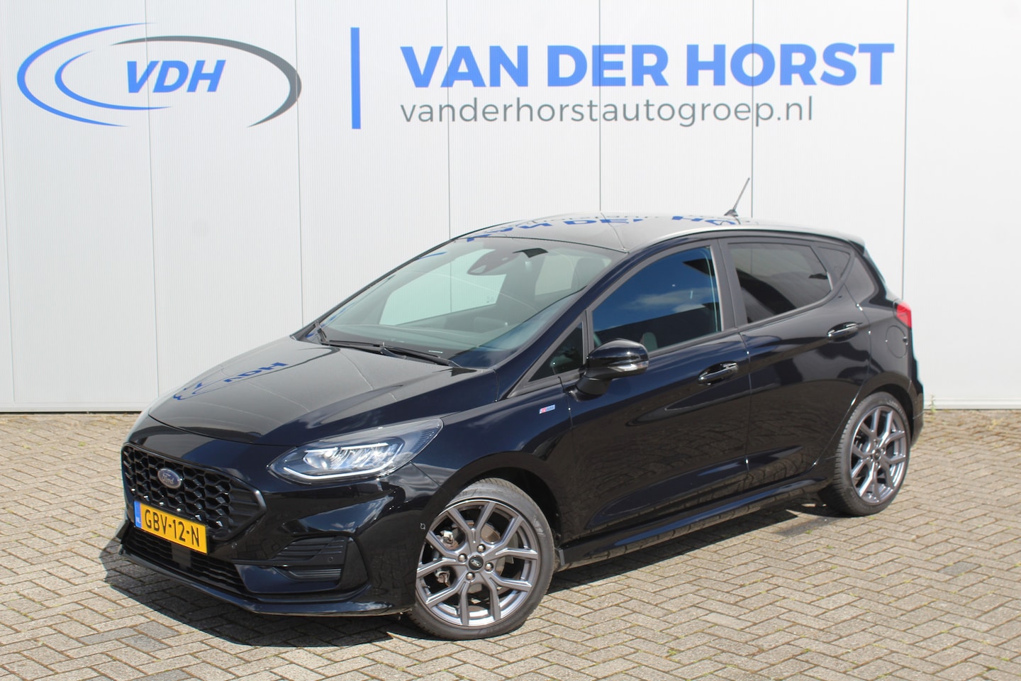 Ford Fiesta - 1.0-100pk EcoBoost ST-Line. Luxe en sportieve Fiesta ! Stoel-, stuur- en voorraamverwarmin - AutoWereld.nl