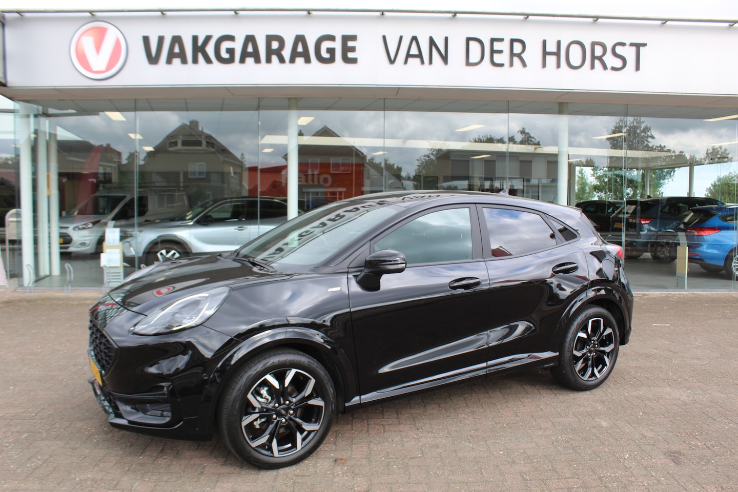 Ford Puma - 1.0-125pk EcoBoost Hybrid ST-Line X. April 2024 ! Slechts 9.700km ! Autm. airco, navigatie - AutoWereld.nl