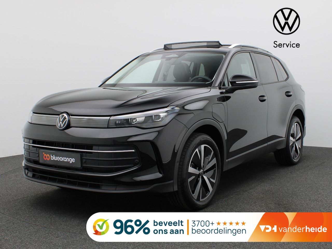 Volkswagen Tiguan - 1.5 eHybrid Life Edition 204PK DSG Pano-Schuifdak, Trekhaak, 19" LM Velgen, Navi via apple - AutoWereld.nl