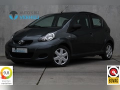 Toyota Aygo - 1.0 VVT-i Now / 5DRS / AIRCO / ELEKTRISCHE RAMEN
