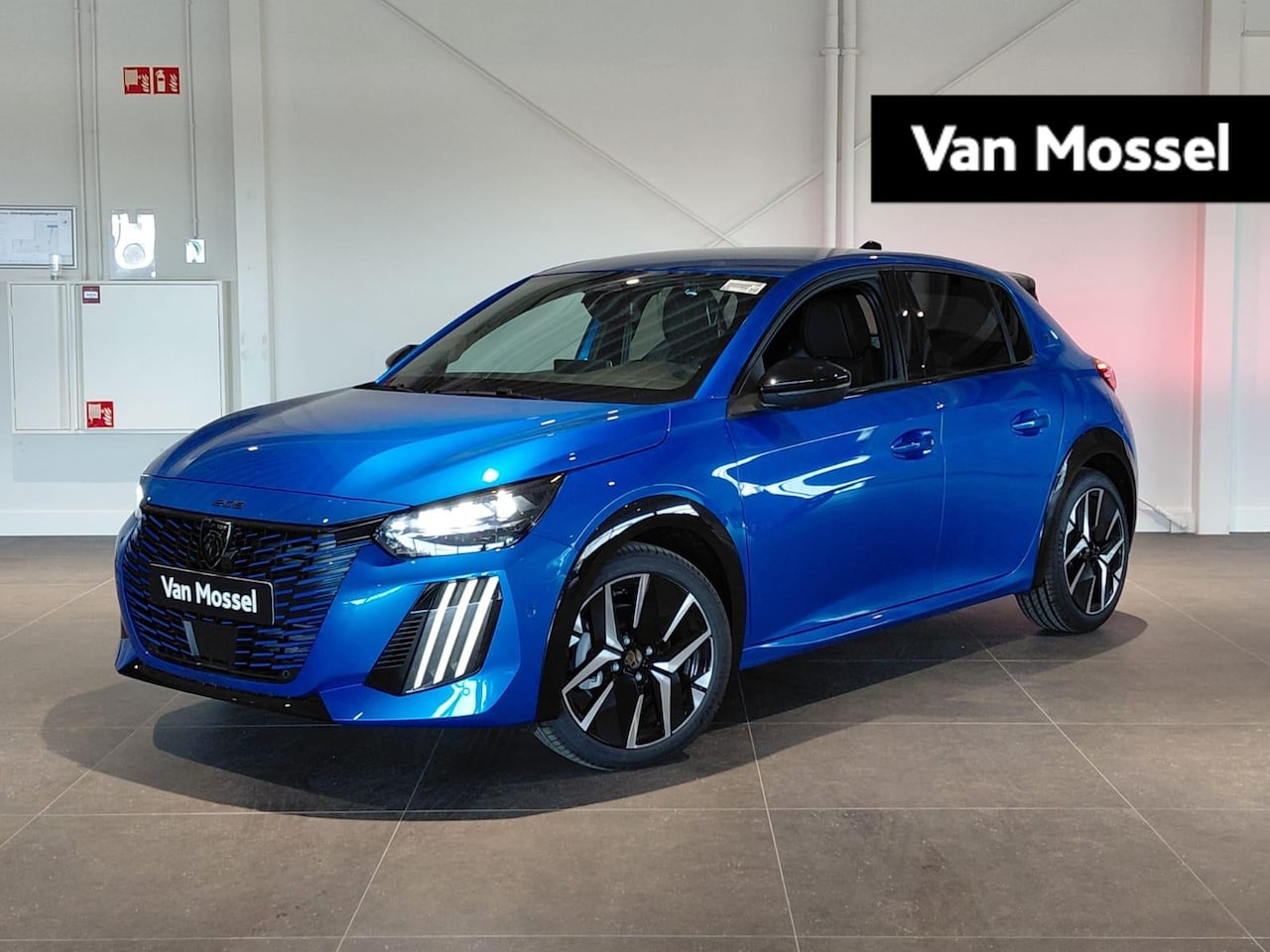 Peugeot 208 - 1.2 Hybrid 110 e-DCS6 GT | AUTOMAAT | DIRECT LEVERBAAR! | 360 CAMERA | TOT 8 JAAR GARANTIE - AutoWereld.nl